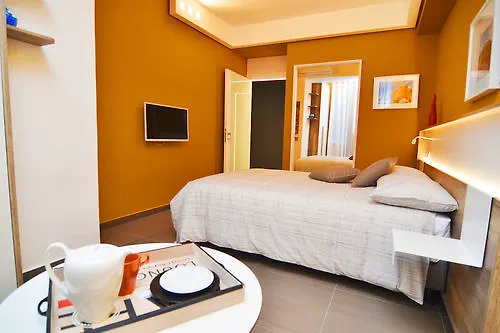לינה וארוחת בוקר נאפולי Bed In Centro