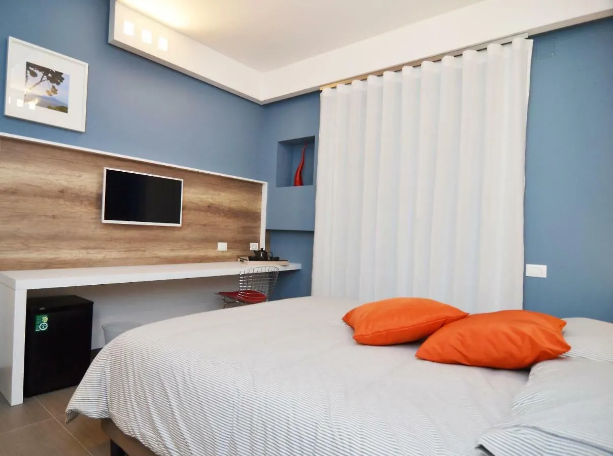 לינה וארוחת בוקר נאפולי Bed In Centro